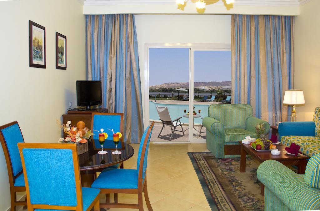 Tolip Aswan Hotel Exterior foto